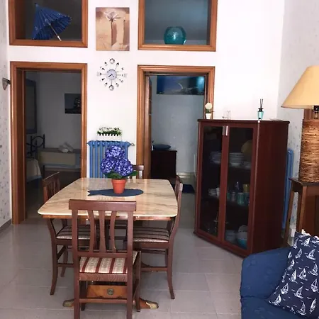 Casa Vacanze Trombetta Tatil Evi Mattinata